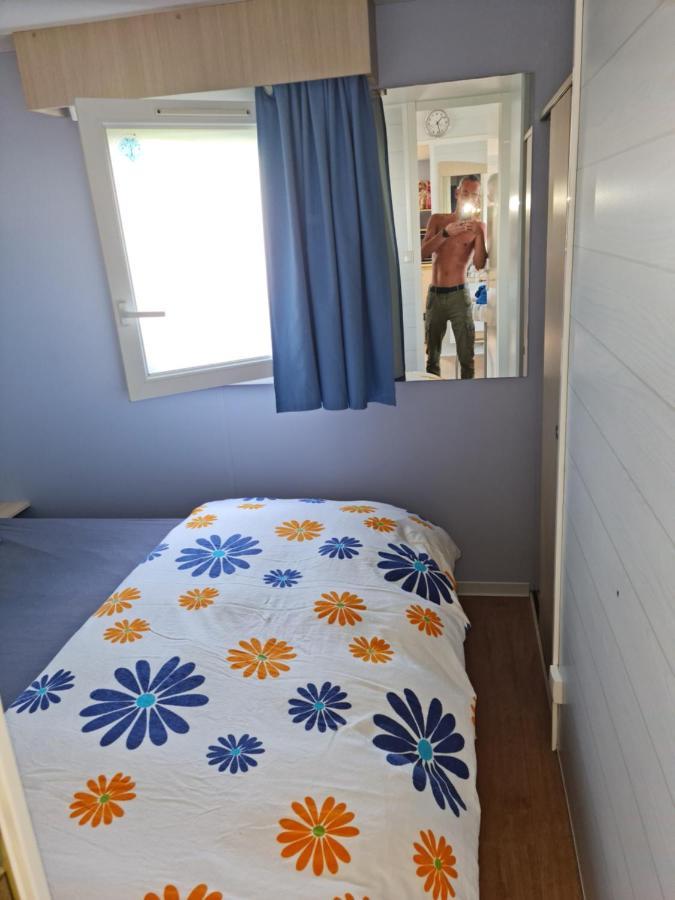 Kerlinga Hotell Bredene Eksteriør bilde